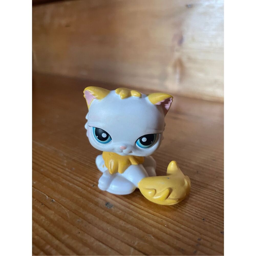 Littlest Pet Shop #207 Persian Cat